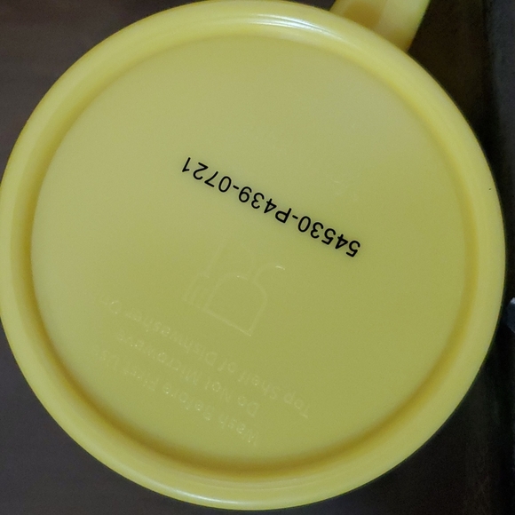 DESPICABLE ME MINION CUP UNIVERSAL STUDIOS PERSONALIZED ALEJANDRO - Picture 4 of 5